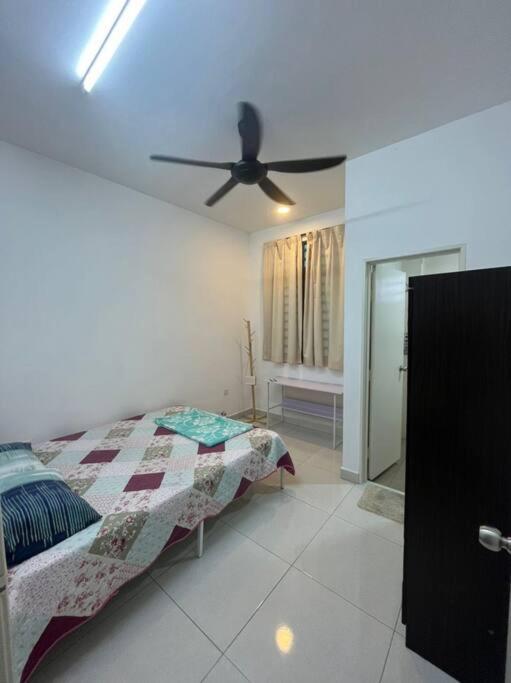 Hadeerna Homestay - Double Storey Terrace Chemor Bagian luar foto